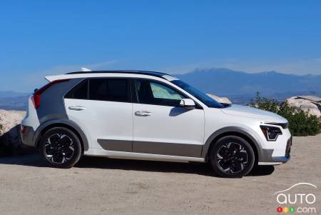 2023 Kia Niro EV - Profile